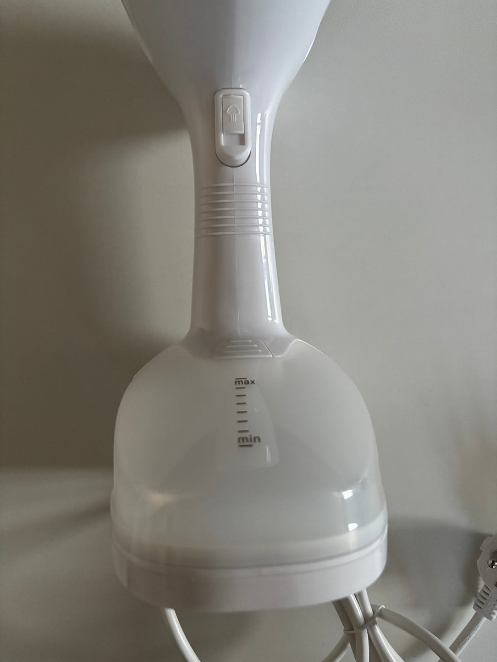 Défroisseur Vapeur 1500 W – Dana Line