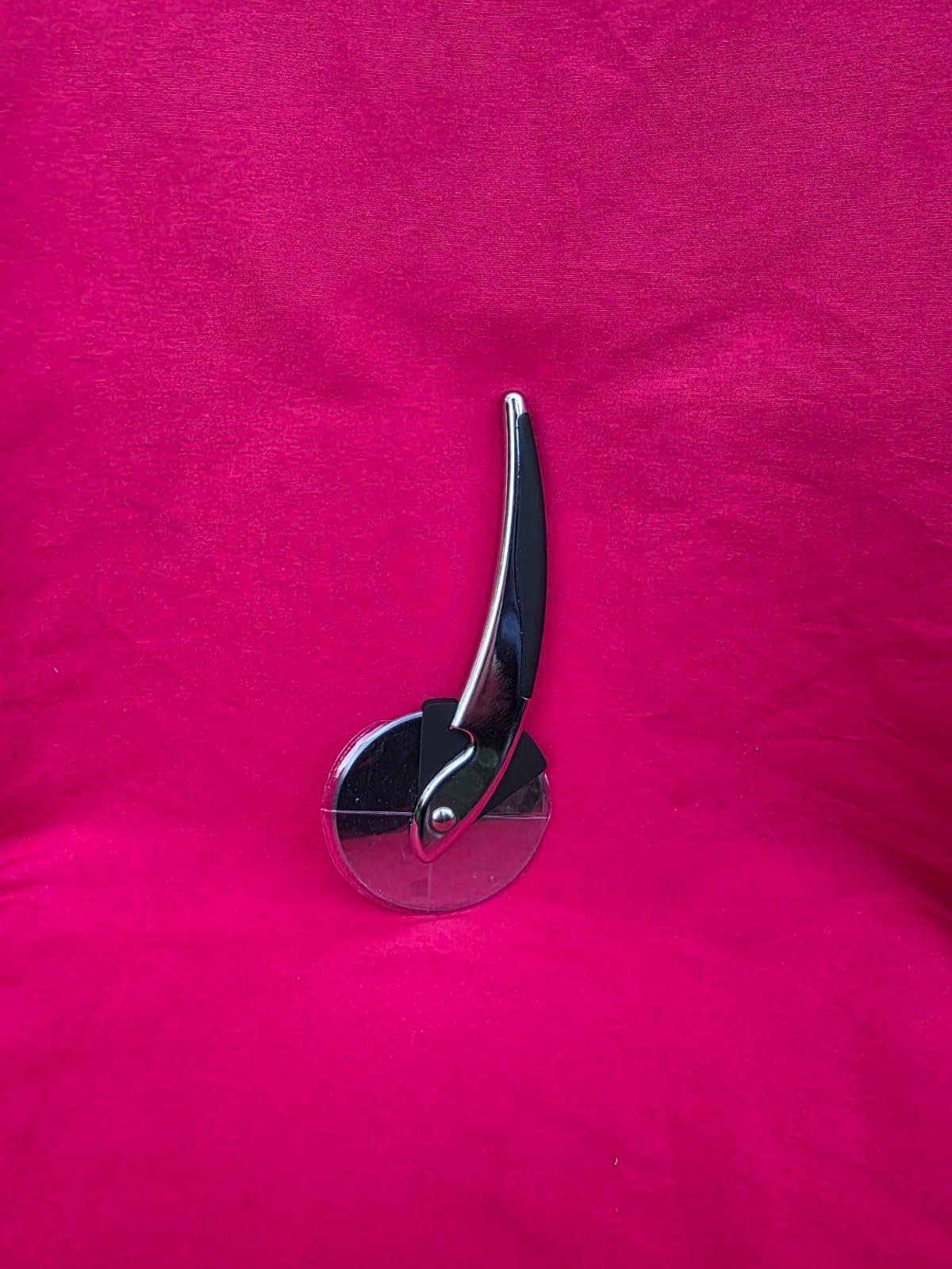 Roulette à Pizza Professionnelle en Inox – TE Cuisine Professionnel